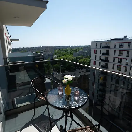 Soni Luxury 1286 Plaza With Private Parking & Self Check-in * Bükreş